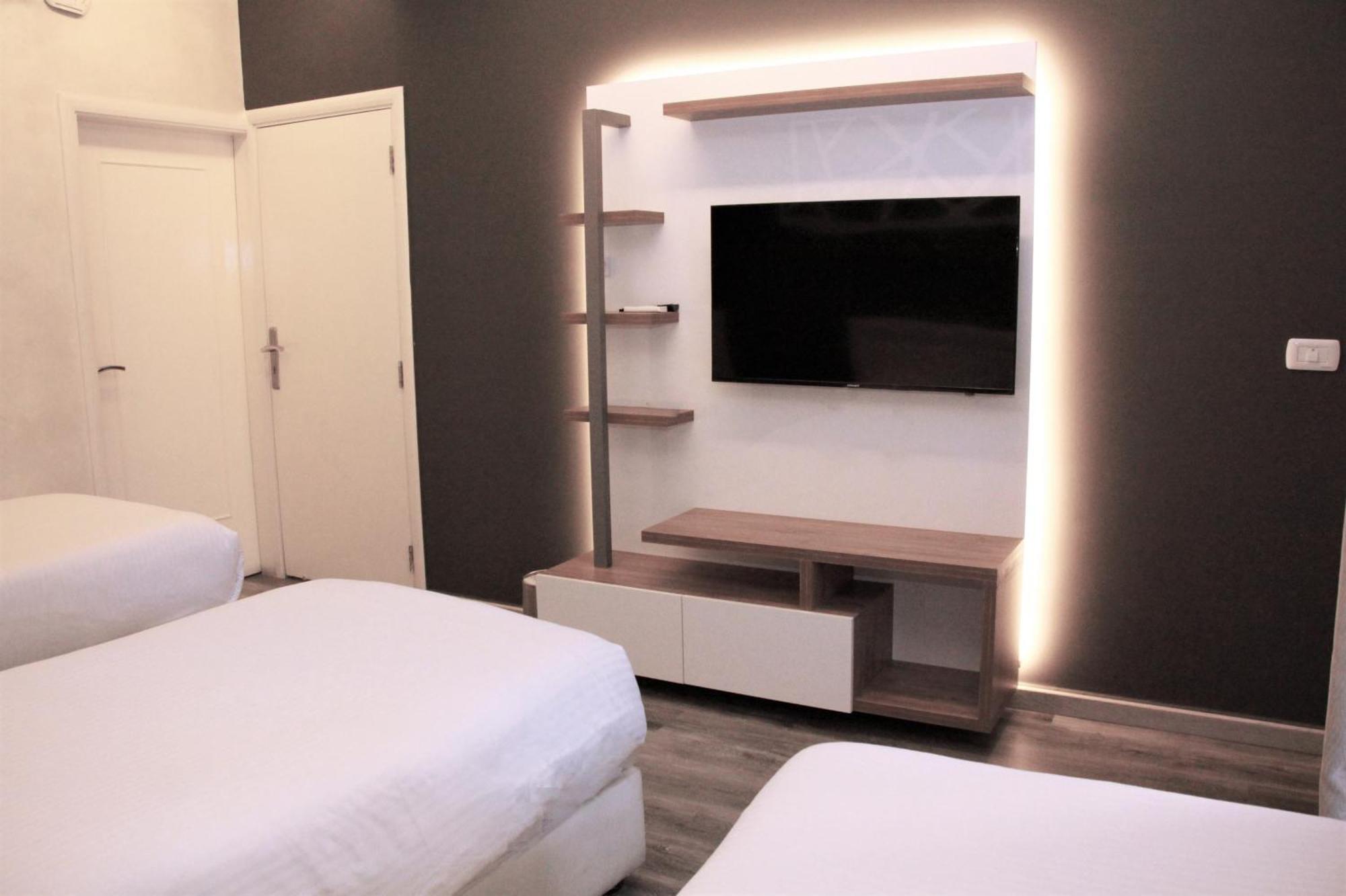 Beverly Hotel Бейрут Екстериор снимка